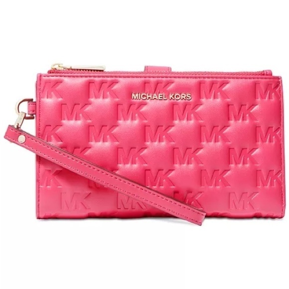 MICHAEL MICHAEL KORS PUFFY LEATHER Jet Set Wristlet